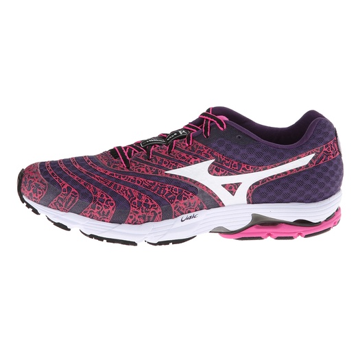 mizuno saucony