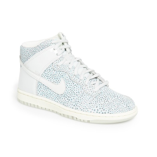 nike canvas shoes high tops