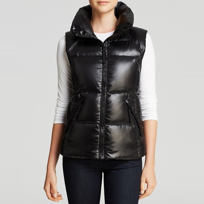 GAP PrimaLoft Luxe Fur-Trim Puffer Vest | Rank & Style