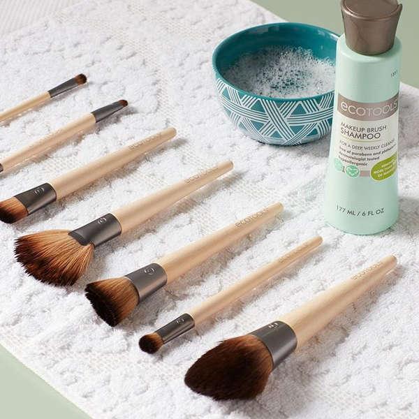 EcoTools Daily Brush Cleaner, Makeup Brush Cleanser Spray, Quick