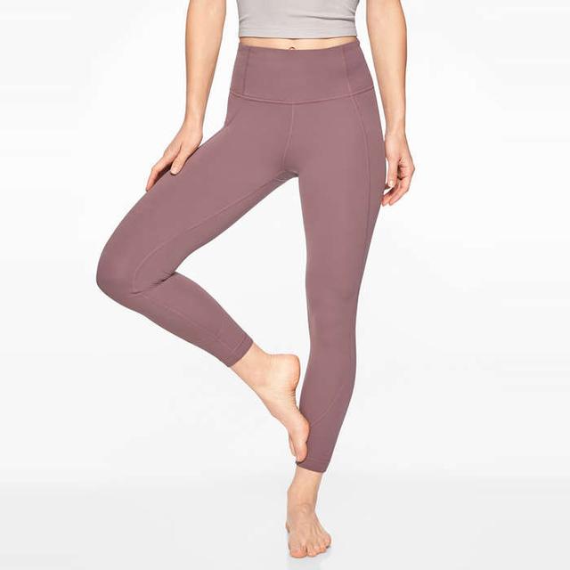 Flattering Workout Leggings That Actually Fit–For All My Petite