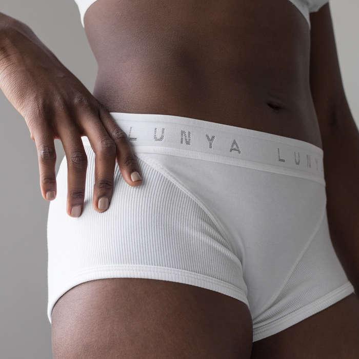 Review: We Tried Richer Poorer's Femme Boxers and Loved Lounging