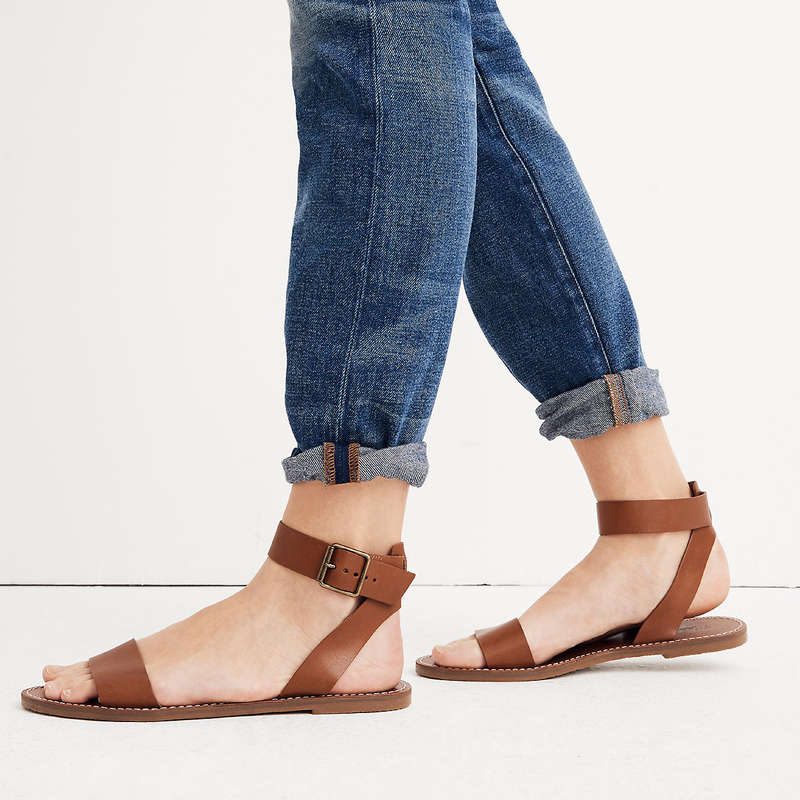 donddi flat sandals