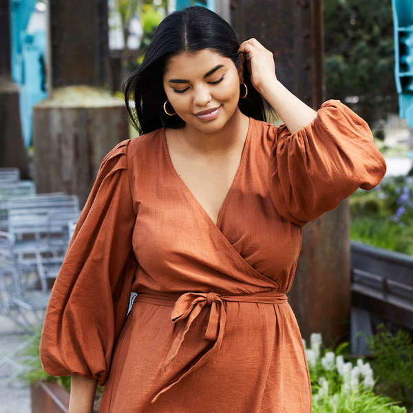 flattering clothes for plus size