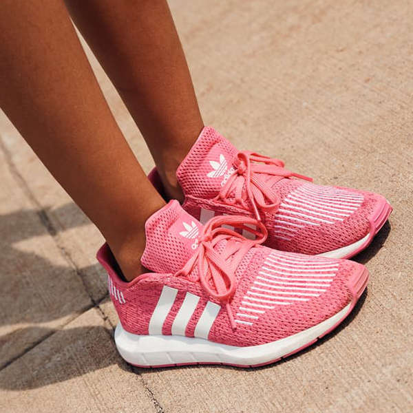 sneakers for girls 2019
