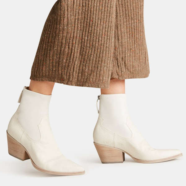 white shoe boots