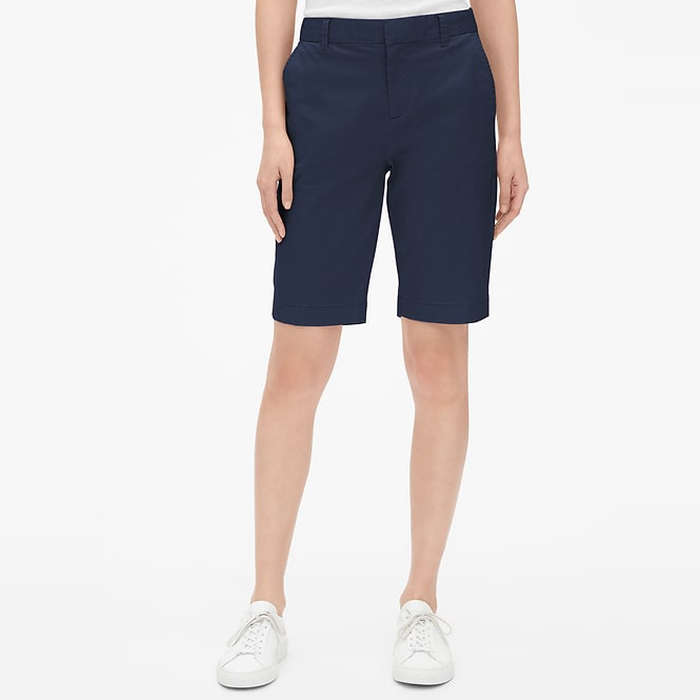 skinny stretch bermuda shorts