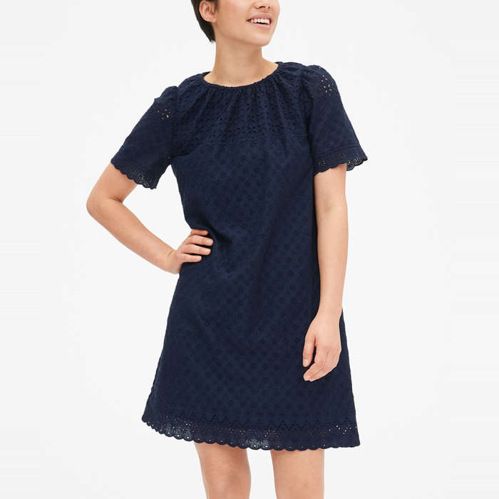 eyelet dress definition