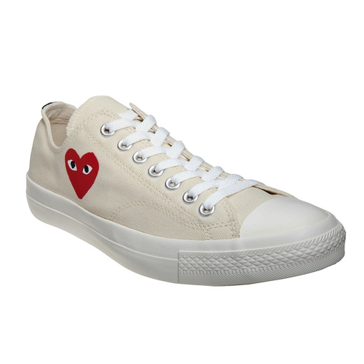 Play by Comme des Garçons Chuck Taylor Low Top | Rank & Style
