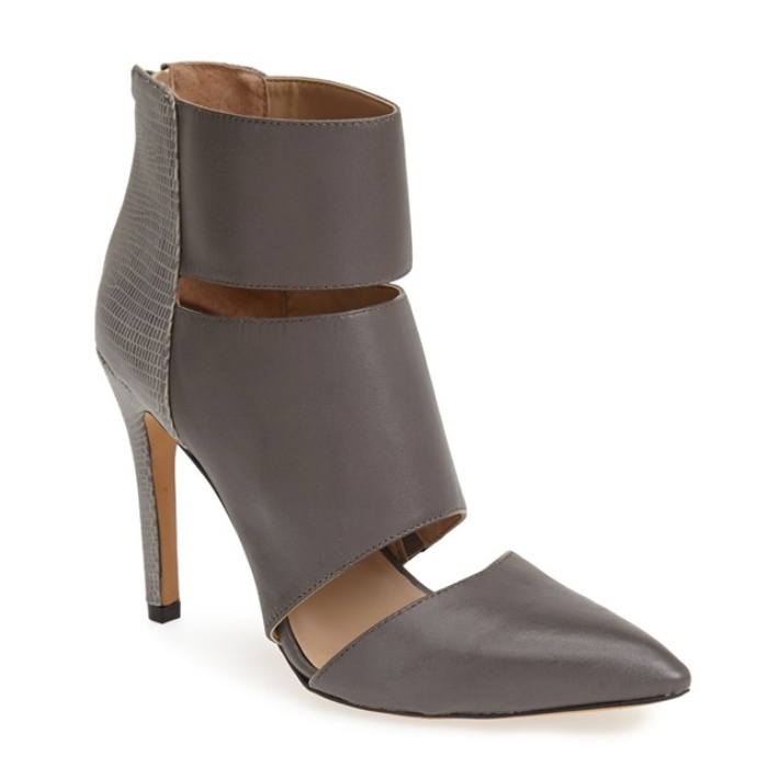 Nine West Daydream T-Strap Heels | Rank & Style