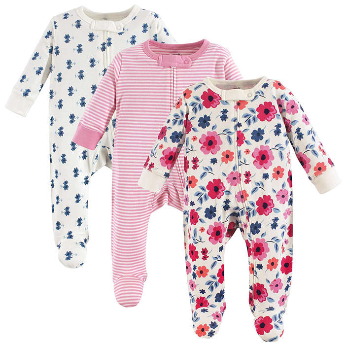 baby sleep and play outfits