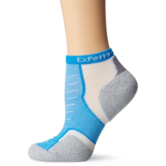 Shop The Tops: Best-selling Workout Socks on Amazon | Rank & Style